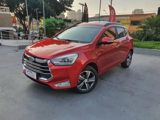 JAC T40 1.6 16V GASOLINA PLUS 4P CVT JAC T40 1.6 16V GASOLINA PLUS 4P CVT